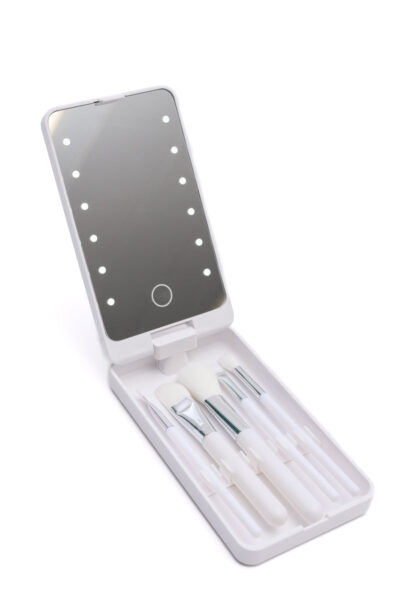 Set Cermin dan Kuas LED Gleam and Glam